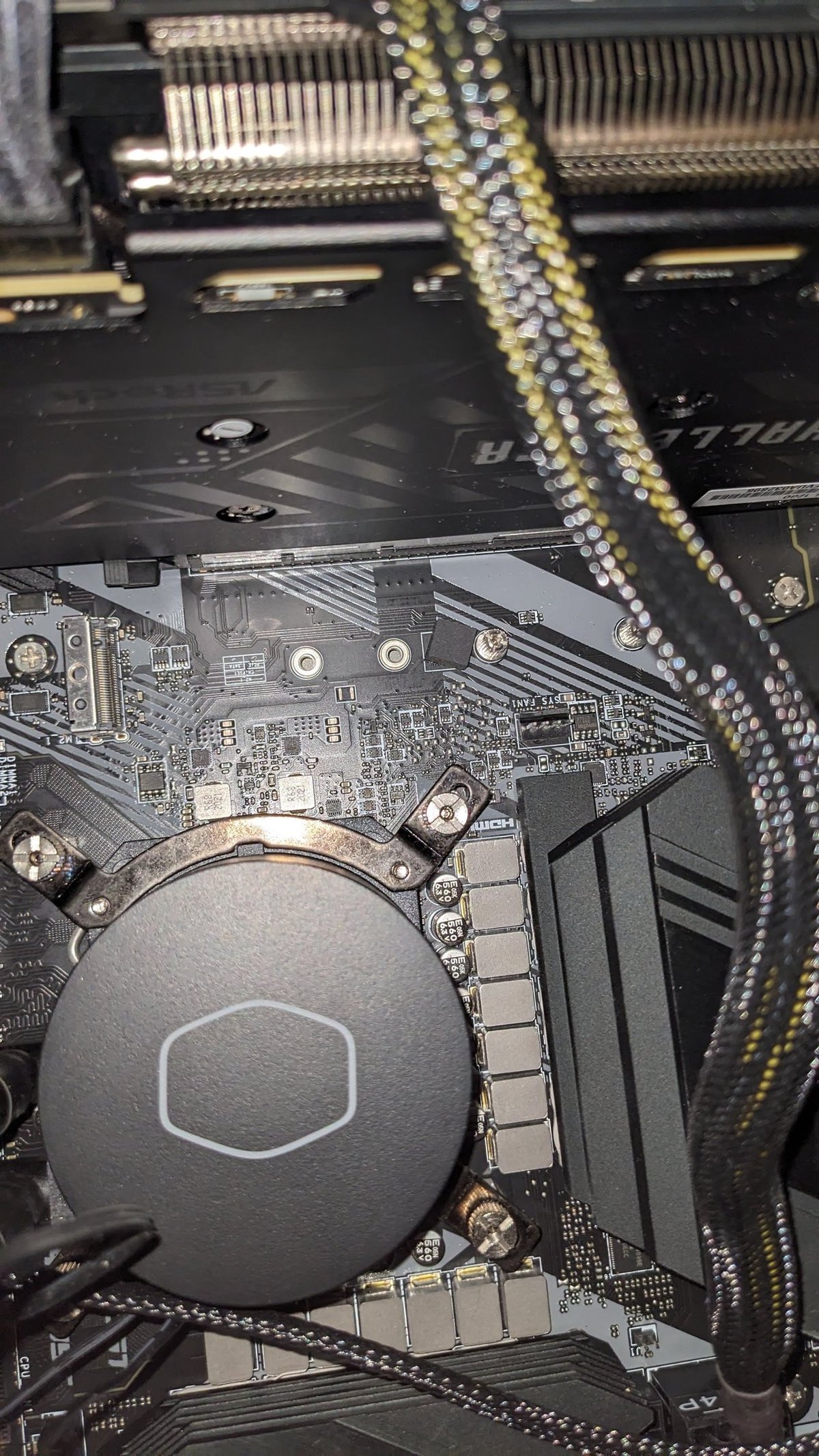 Internal view of custom PC Order #0498